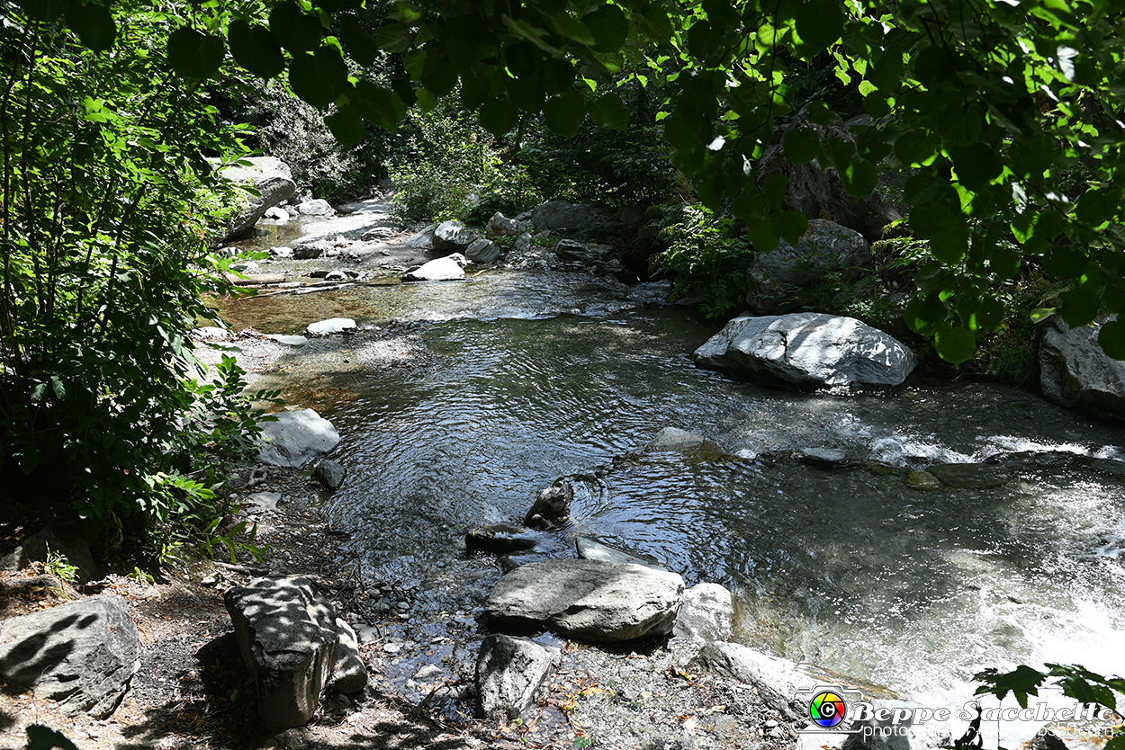 VBS_5269 - Novalesa, cascata, affreschi .jpg